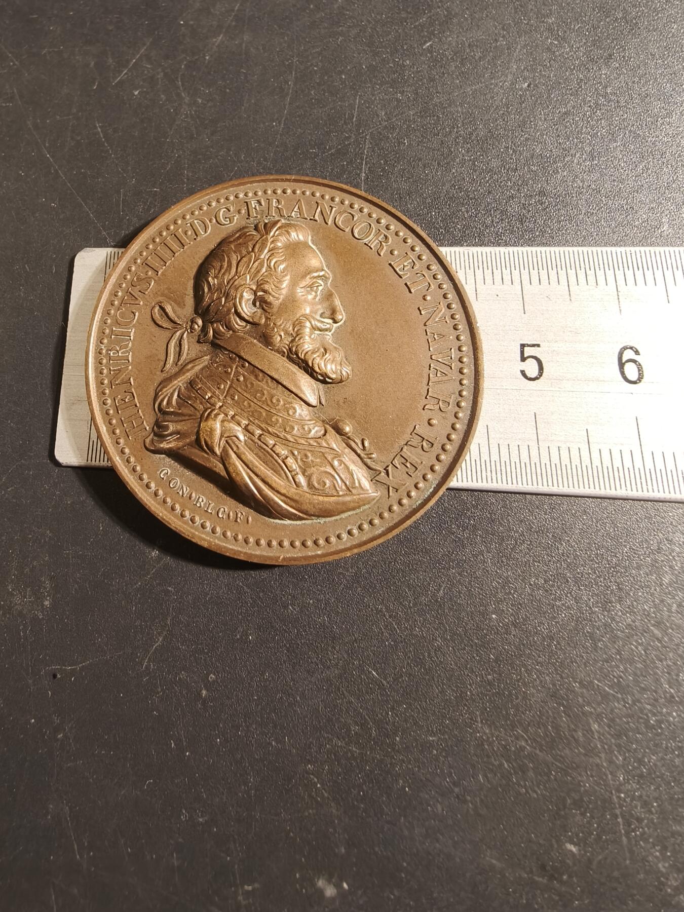 老王徽章第171期 法国亨利四世大铜章     直径44mm    重量46.8g
