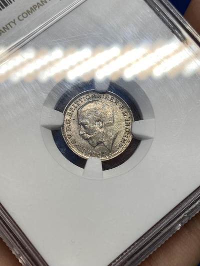 《竞宝斋》第449场 周日，周一，周二  3场连拍 （全场包邮，欢迎送拍） NGC MS64 英国1919年3便士银币 高银版本 包浆好看 值得入手