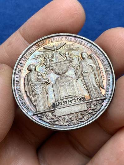 《竞宝斋》第449场 周日，周一，周二  3场连拍 （全场包邮，欢迎送拍） 法国宗教洗礼纪念银章 19.4克 36.6mm 丰饶角银标 带盒