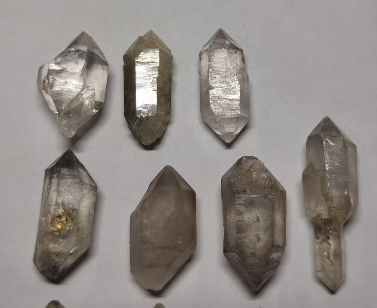 七河·世界钱币杂件水晶矿标小拍（总第31期） 藏家出品 X658 云贵闪灵水晶 一组10件 本件拍品由合作藏家邮寄