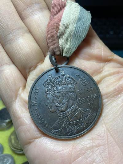 2025年第一百四十四场(总第一百七十场）品种丰富英国一线回流散币年末特拍场第一场(免佣金) - 精美无瑕疵–英国🇬🇧1919年纪念章，青铜材质，直径38.3毫米，厚2.1毫米，重19.86克(1919年庆祝第一次世界大战胜利纪念章)