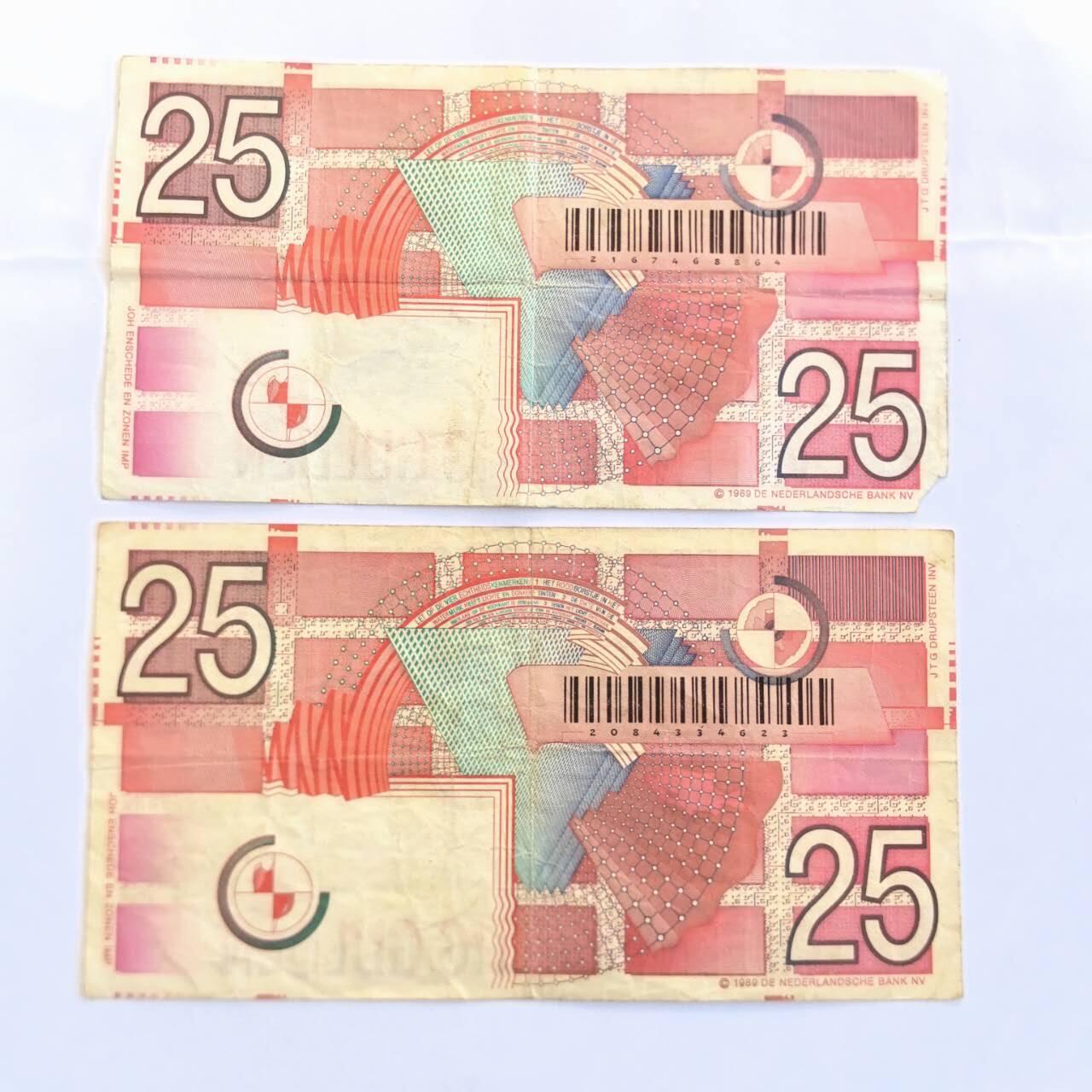 各国外币第104期 无佣金 荷兰25盾1989年 2张有张小缺