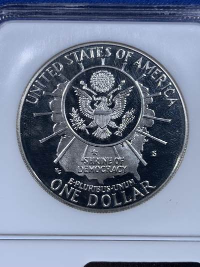 《竞宝斋》第449场 周日，周一，周二  3场连拍 （全场包邮，欢迎送拍） NGC PF69UC 美国1991年总统山1元精制银币