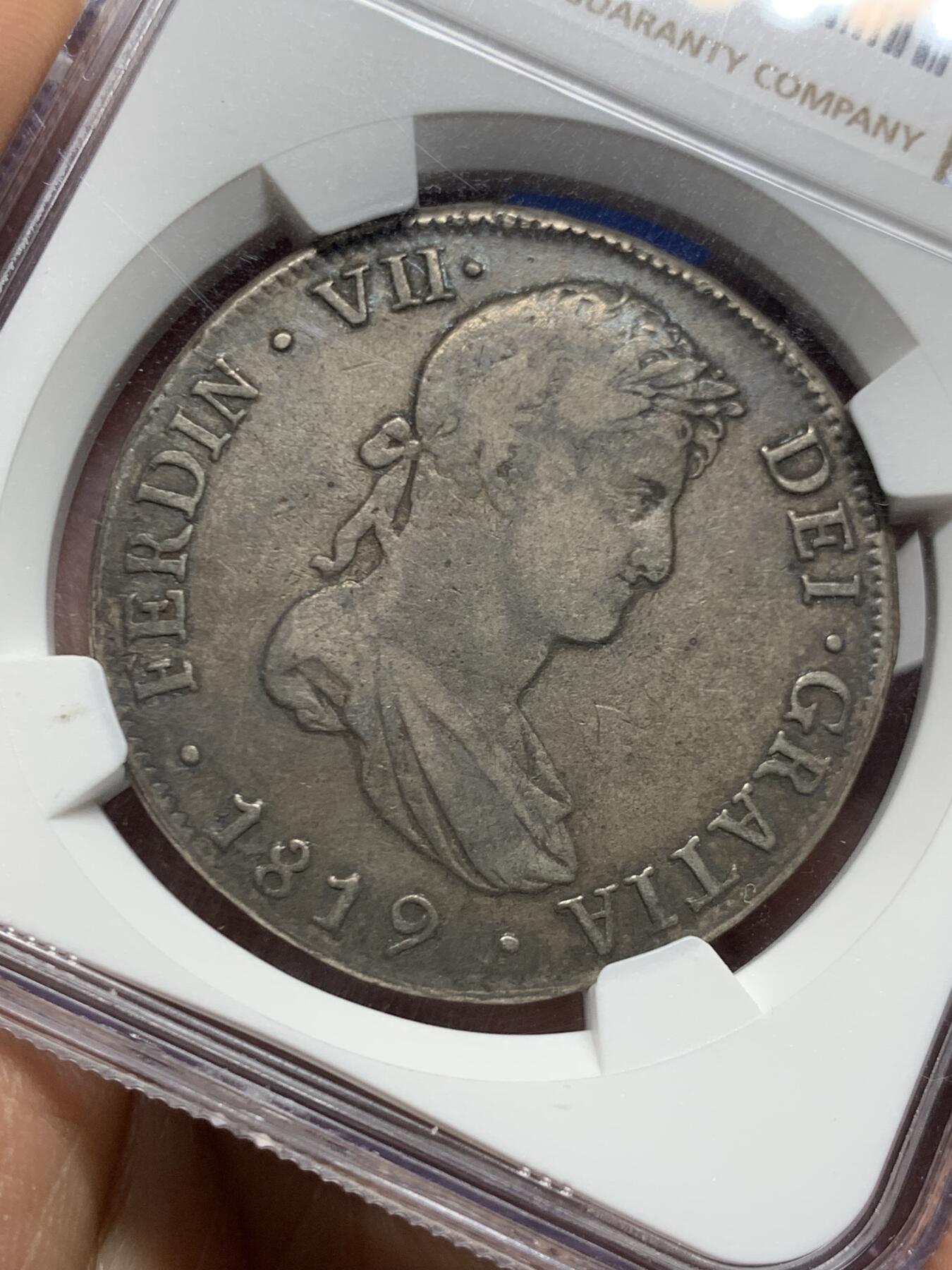 《竞宝斋》第449场 周日，周一，周二  3场连拍 （全场包邮，欢迎送拍） NGC VF35 西属玻利维亚1819年费七8R双柱银币 双面细节到位