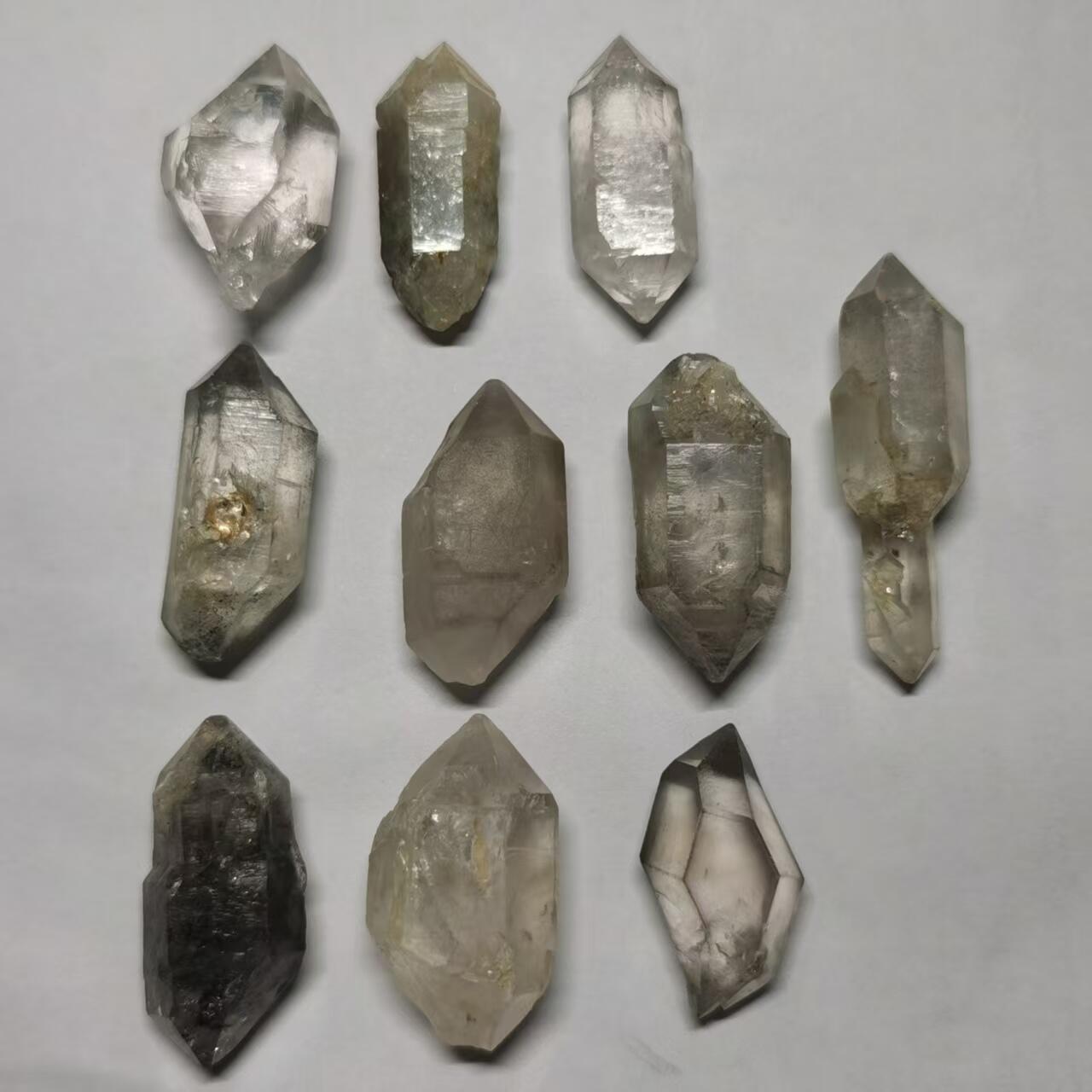 七河·世界钱币杂件水晶矿标小拍（总第31期） 藏家出品 X658 云贵闪灵水晶 一组10件 本件拍品由合作藏家邮寄