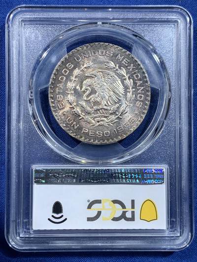 《竞宝斋》第449场 周日，周一，周二  3场连拍 （全场包邮，欢迎送拍） PCGS MS65 墨西哥1966年1比索银币 带彩出分不易 !