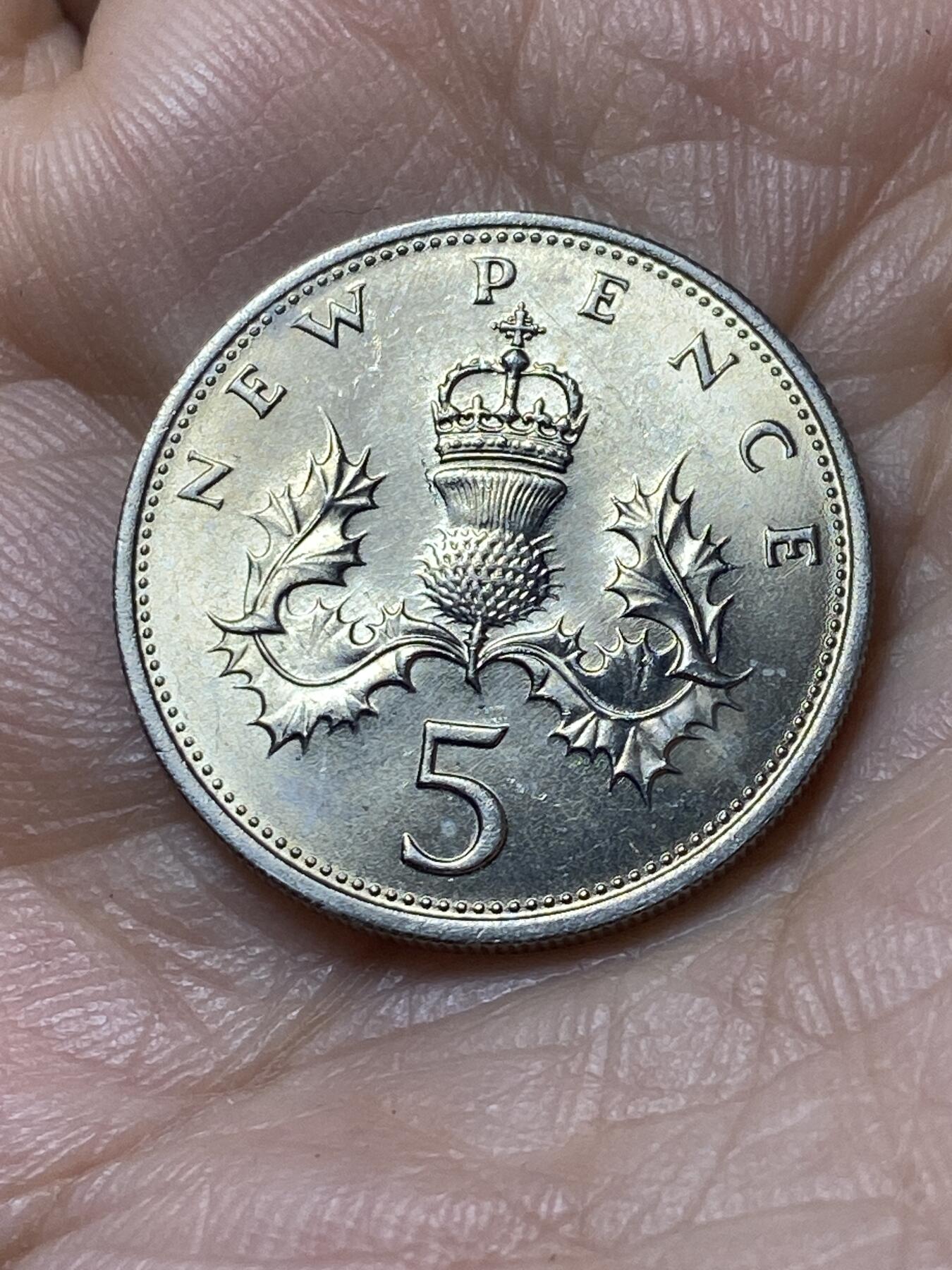 2025年第一百四十四场(总第一百七十场）品种丰富英国一线回流散币年末特拍场第一场(免佣金) 英国🇬🇧1969年5新便士(伊丽莎白二世中年花冠，十进制第一版)