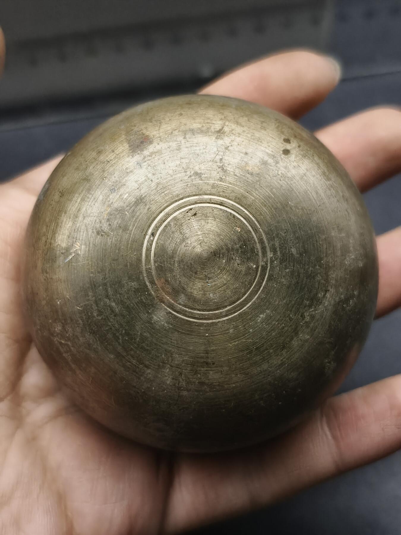 97期回流戒指饰品杂件纪念章丝路钱币专场 铜钵