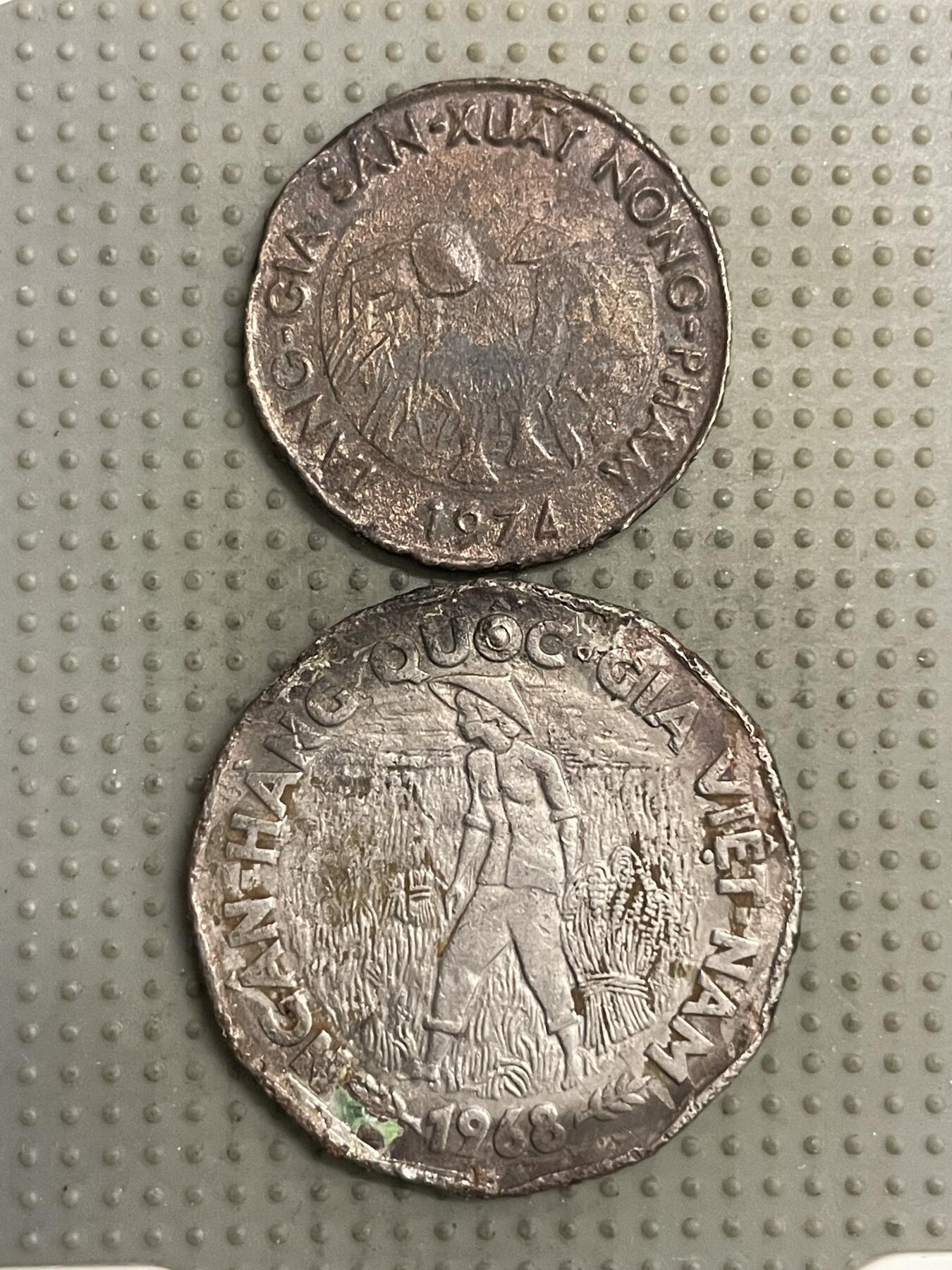 2025年第144场各国散币拍卖（总第144场） 越南南越fao纪念币2枚边锈蚀