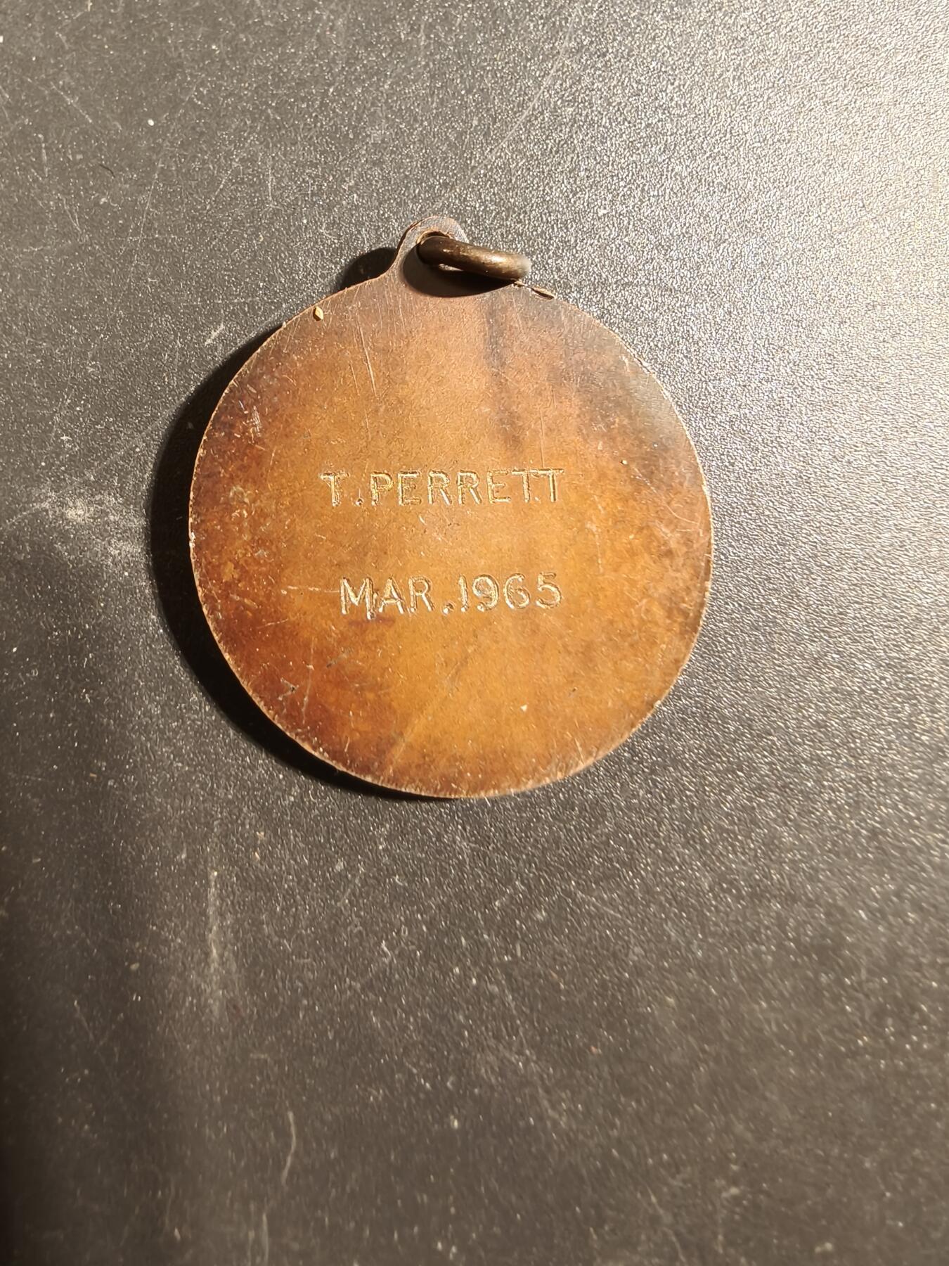 老王徽章第171期 英国拯救生命协会奖章     1965年实发