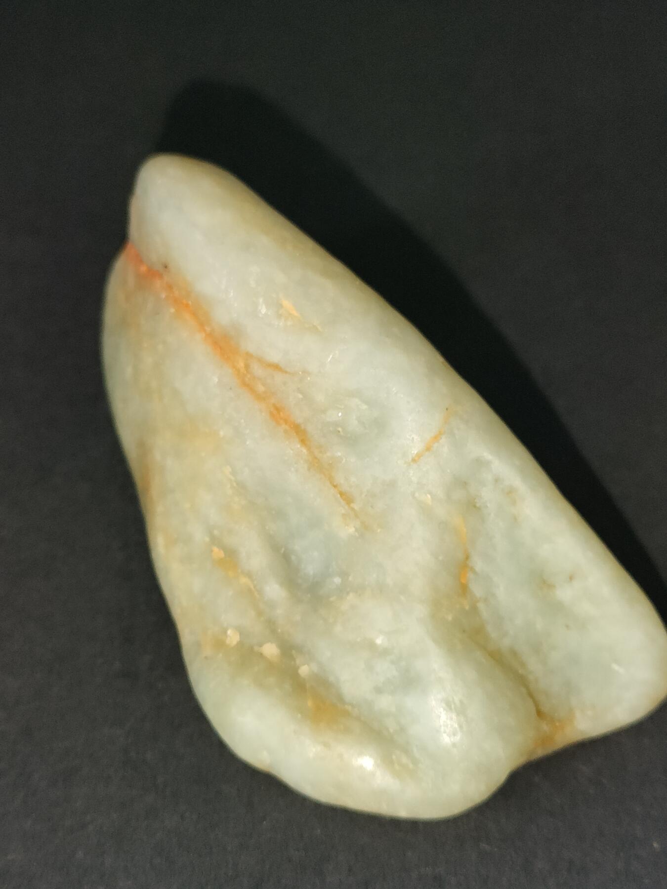 猩哥外币小铺➨【第212场】 和田玉原石76克