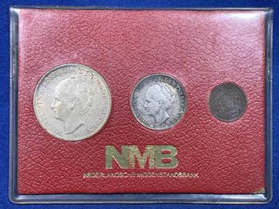 《竞宝斋》第449场 周日，周一，周二  3场连拍 （全场包邮，欢迎送拍） - 三枚一组 荷兰册装 两枚银币一枚铜币