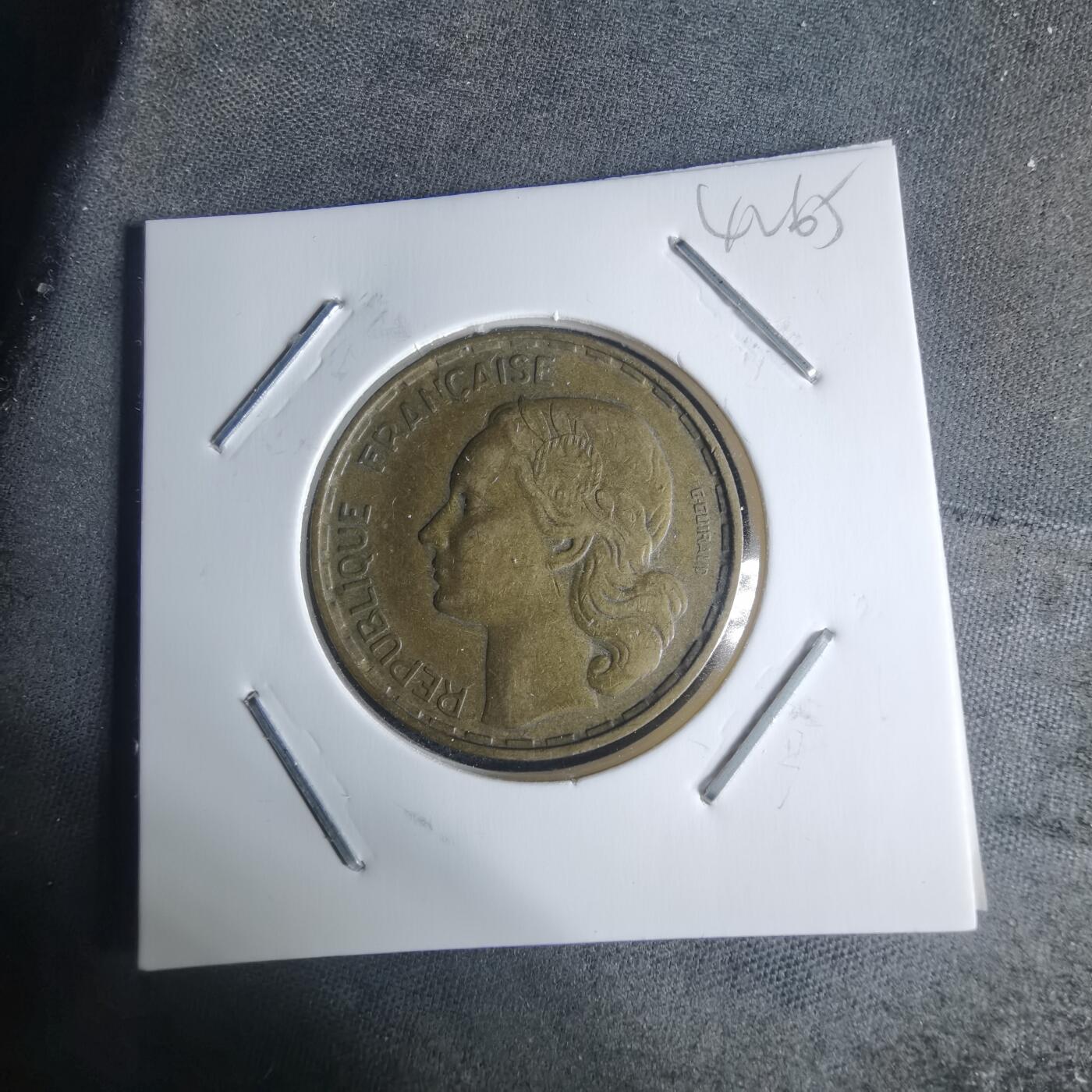 沼泽如烟--第942场 法国1952年50法郎