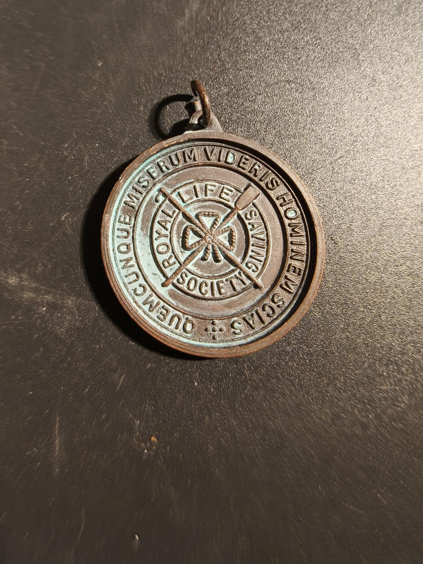 老王徽章第171期 英国拯救生命协会奖章     1951年实发