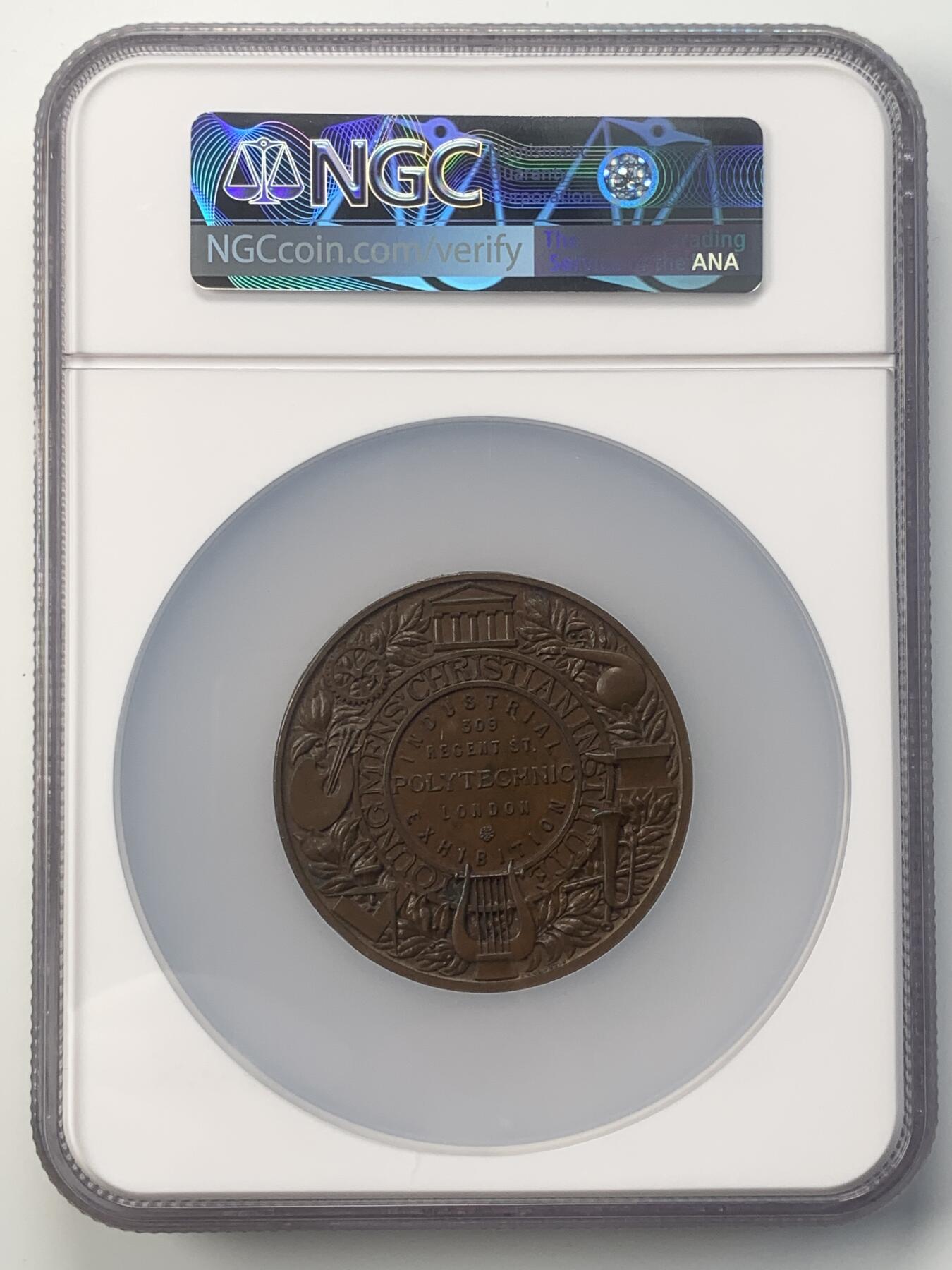 掌中浮雕-藏着的欧洲第047场 NGC MS63 : 英国皇家理工学院（摄政街309号）举办的工业展览会铜章，57mm