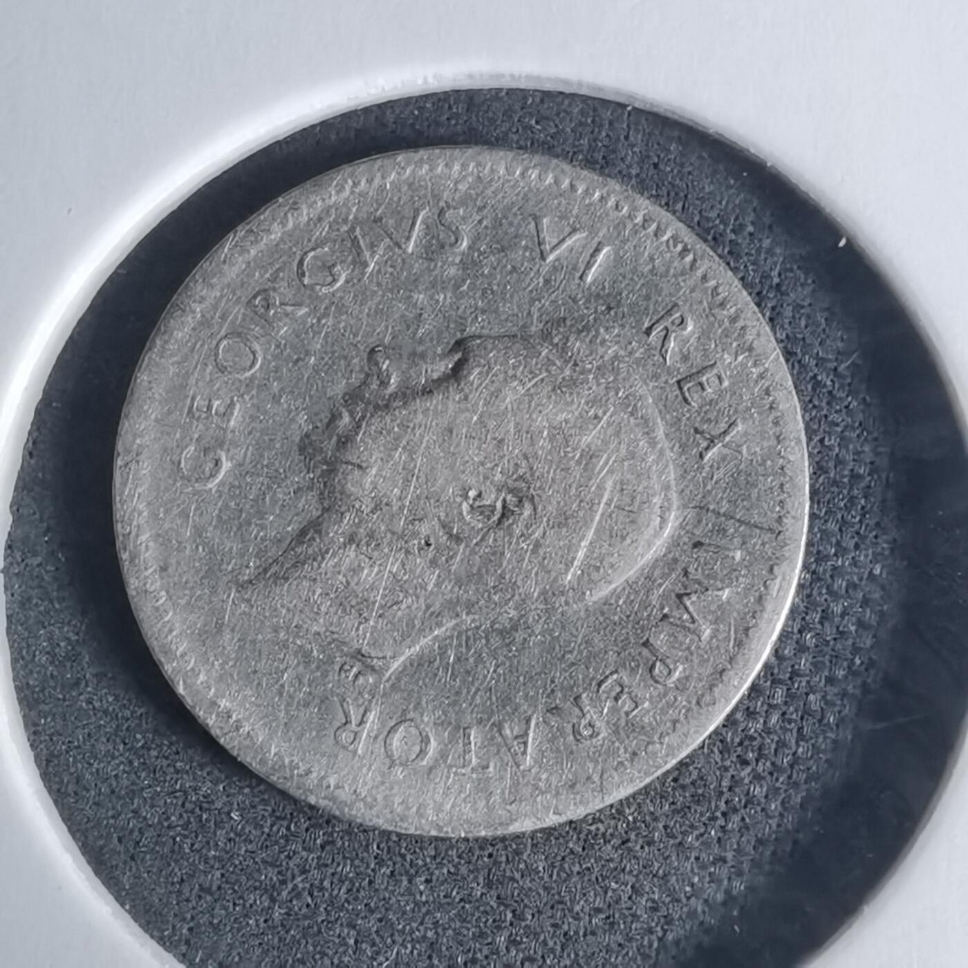 沼泽如烟--第940场 南非1941年3便士银