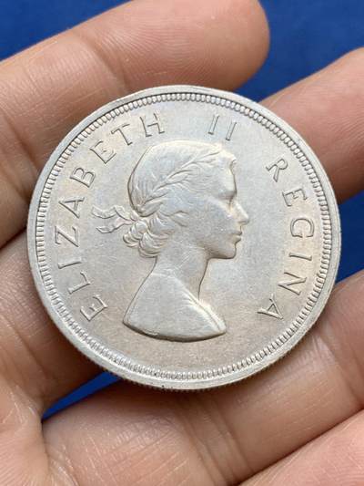 《竞宝斋》第449场 周日，周一，周二  3场连拍 （全场包邮，欢迎送拍） 南非1956年羚羊5先令银币