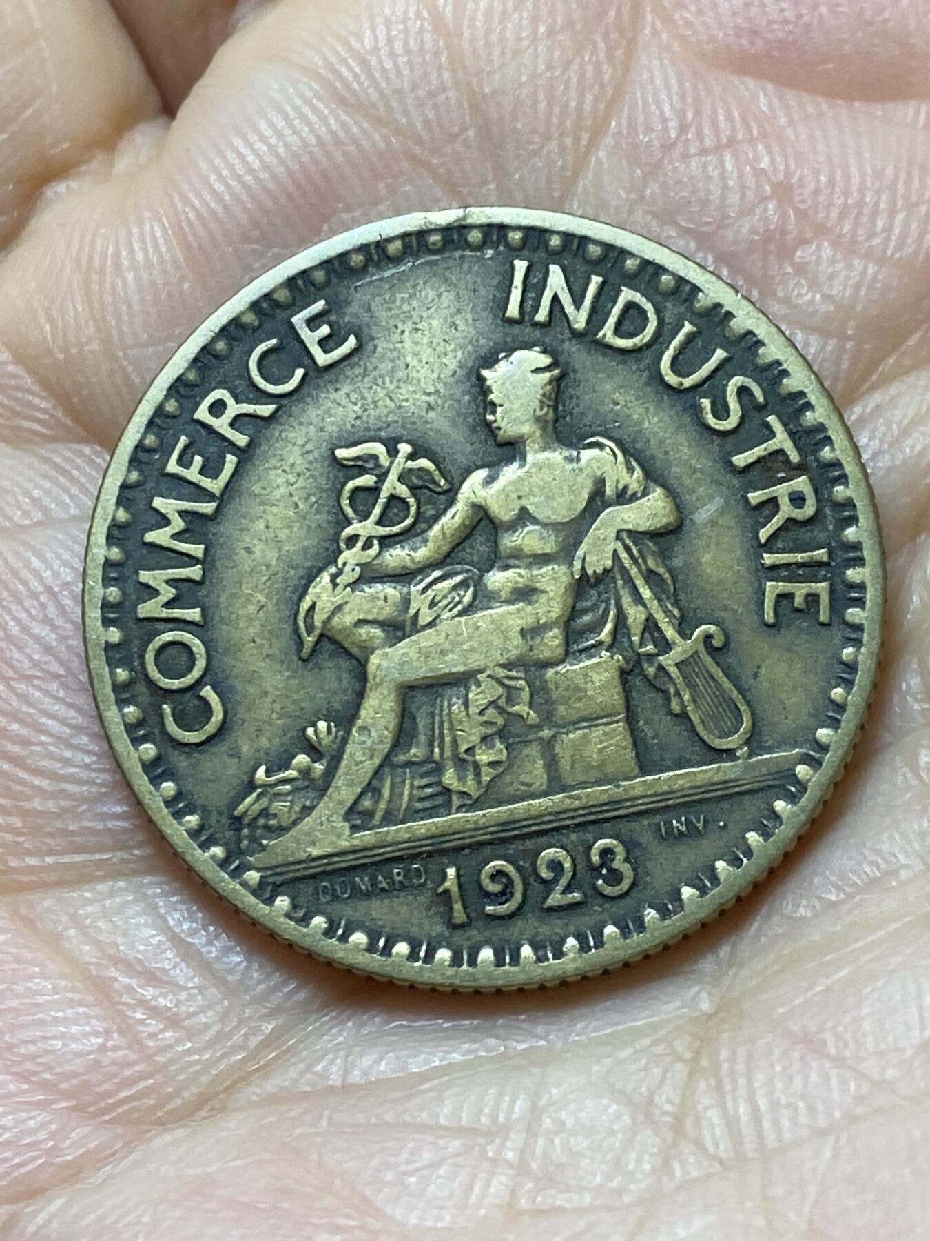 2025年第一百四十四场(总第一百七十场）品种丰富英国一线回流散币年末特拍场第一场(免佣金)