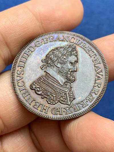 《竞宝斋》第449场 周日，周一，周二  3场连拍 （全场包邮，欢迎送拍） 法国国王亨利四世纪念铜章 18.05克 348mm 细节丰富 铸造时间不详 双面深打