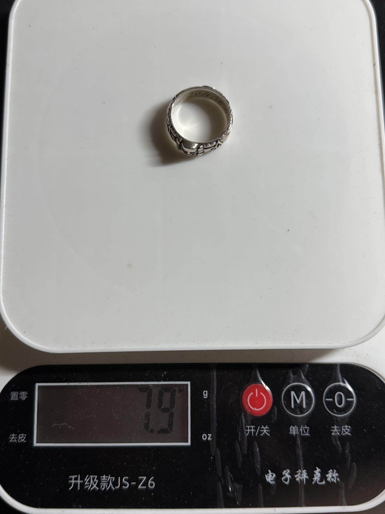 欢庆元旦！戎马世界章牌大赏第109期元旦大拍 德国二战荣誉骷髅戒指，银制复刻