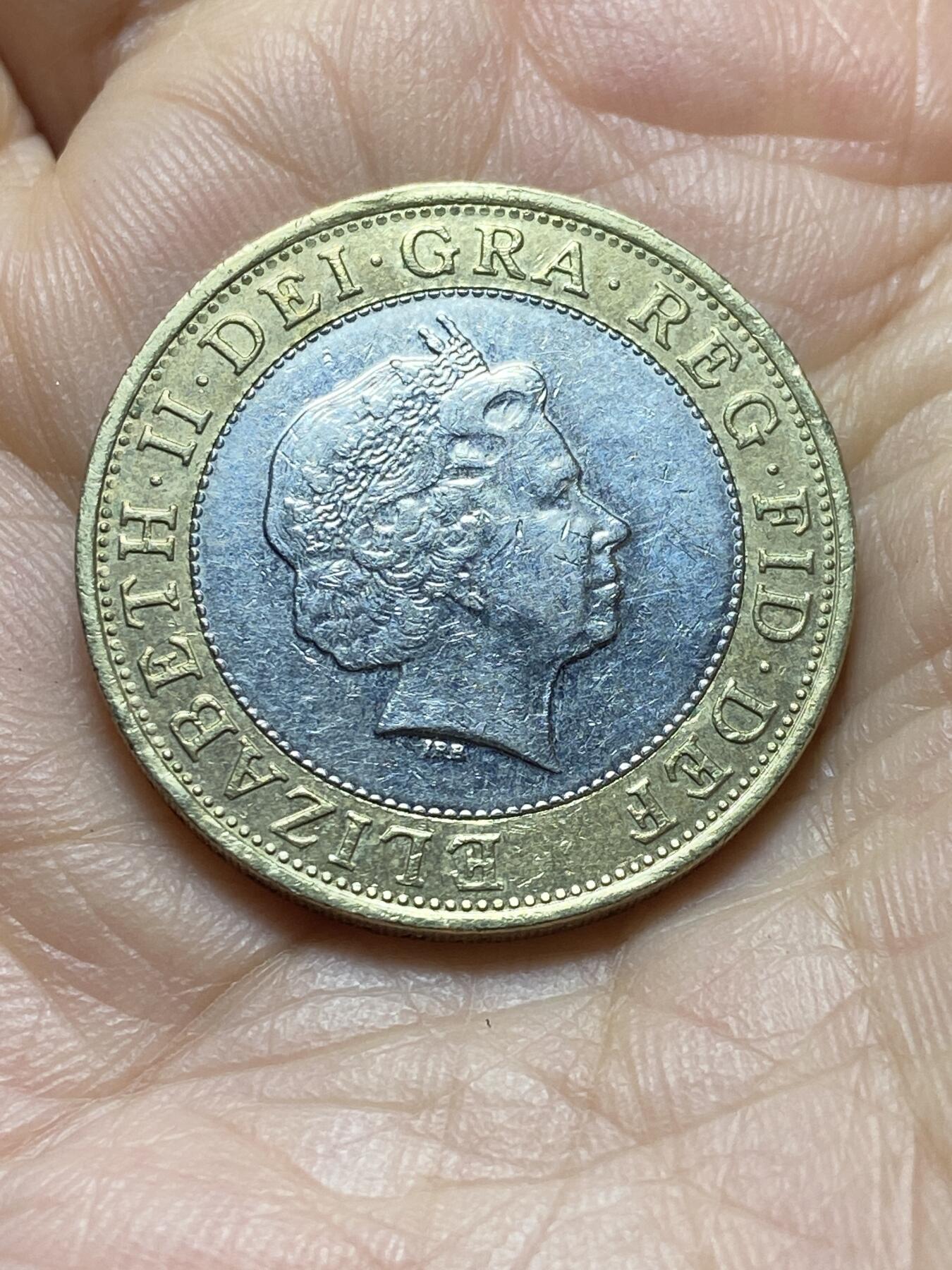 2025年第一百四十四场(总第一百七十场）品种丰富英国一线回流散币年末特拍场第一场(免佣金) 英国🇬🇧2006年2英镑(19世纪英国最伟大的工程师之一，伊桑巴德·金德姆·布鲁内尔诞辰200周年纪念币， 2002年英国广播公司“最伟大的100名英国人”评选中位列第二，仅次于丘吉尔）