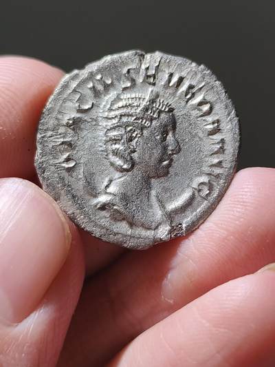 星盘世界钱币十二月二十七日古典币专场 - 罗马帝国 公元244-249年 奥塔西莉亚·塞维拉（菲利普一世之妻） 安东尼安银币