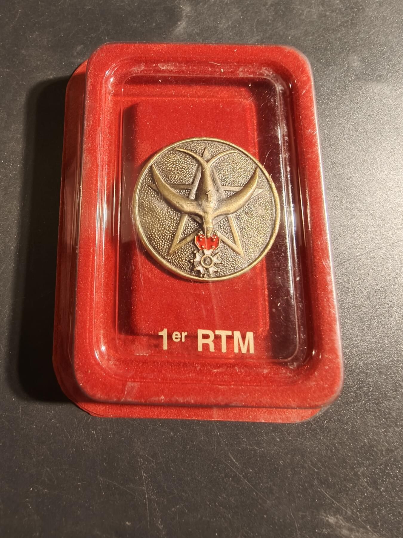 老王徽章第171期 法国非洲军团摩洛哥第1散兵团证章    原盒