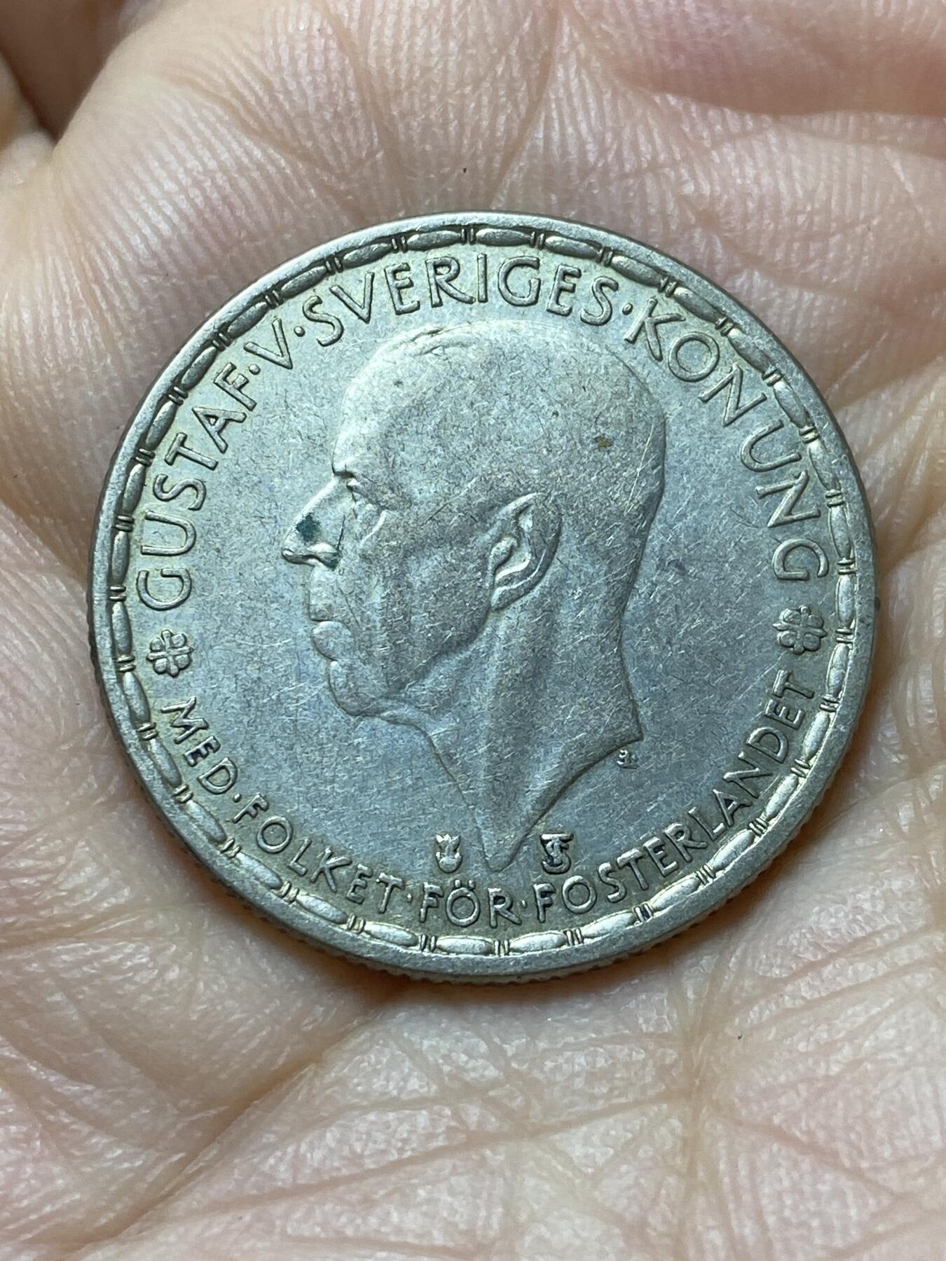 2025年第一百四十四场(总第一百七十场）品种丰富英国一线回流散币年末特拍场第一场(免佣金) 瑞典🇸🇪1949年1克朗银币(古斯塔夫五世第三版，400银)