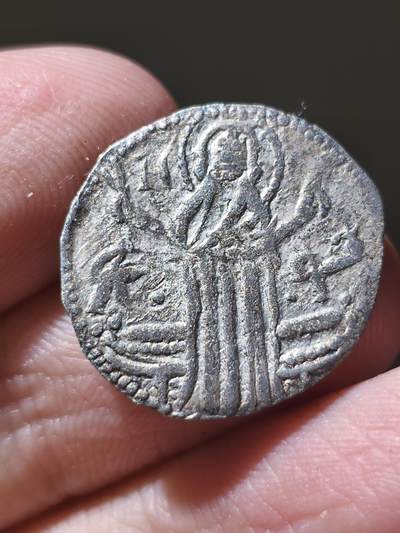 中世纪 - 保加利亚王国仿拜占庭式格罗申银币，同类打制中算为不错的品相，三双眼睛均清晰可见