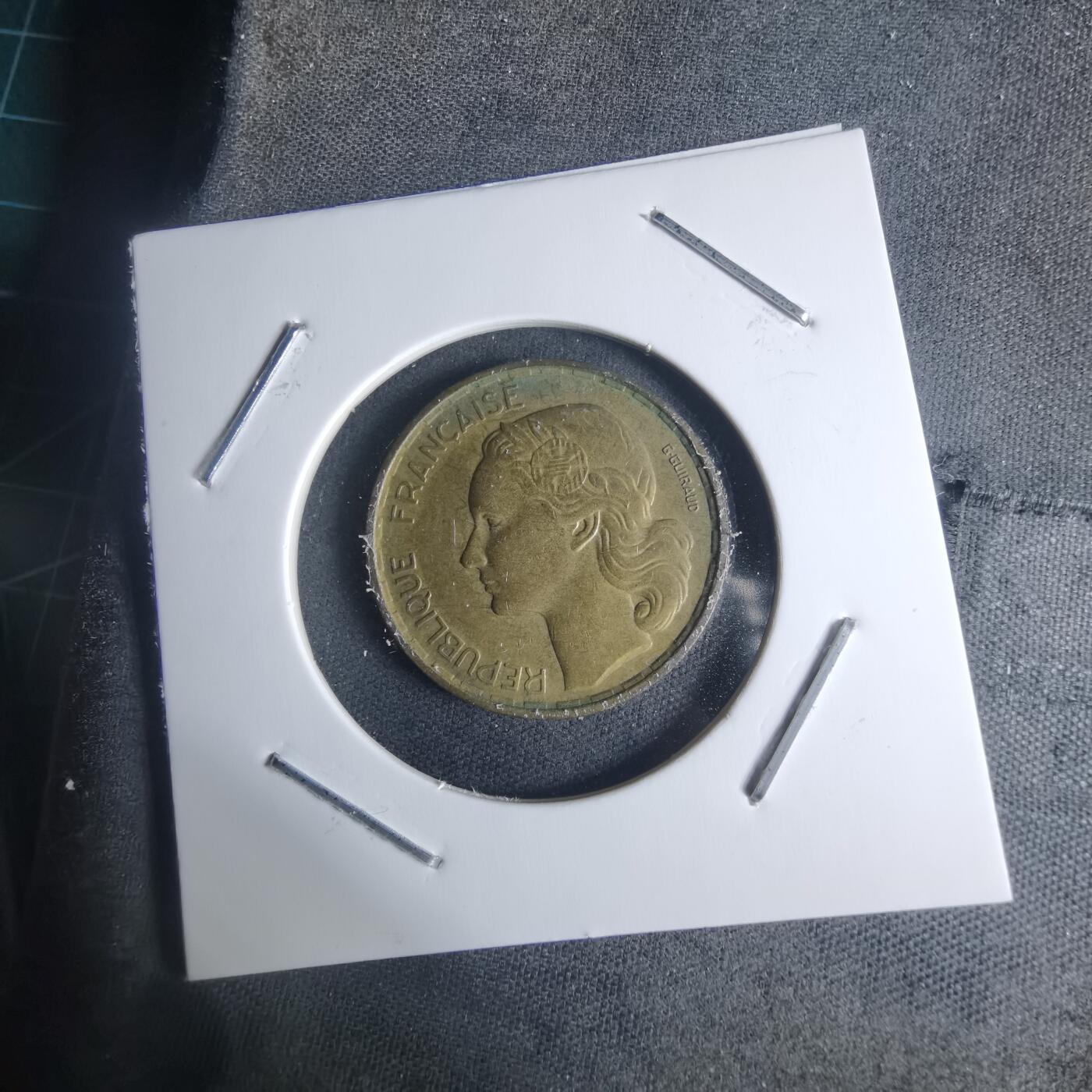 沼泽如烟--第942场 法国1952年20法郎