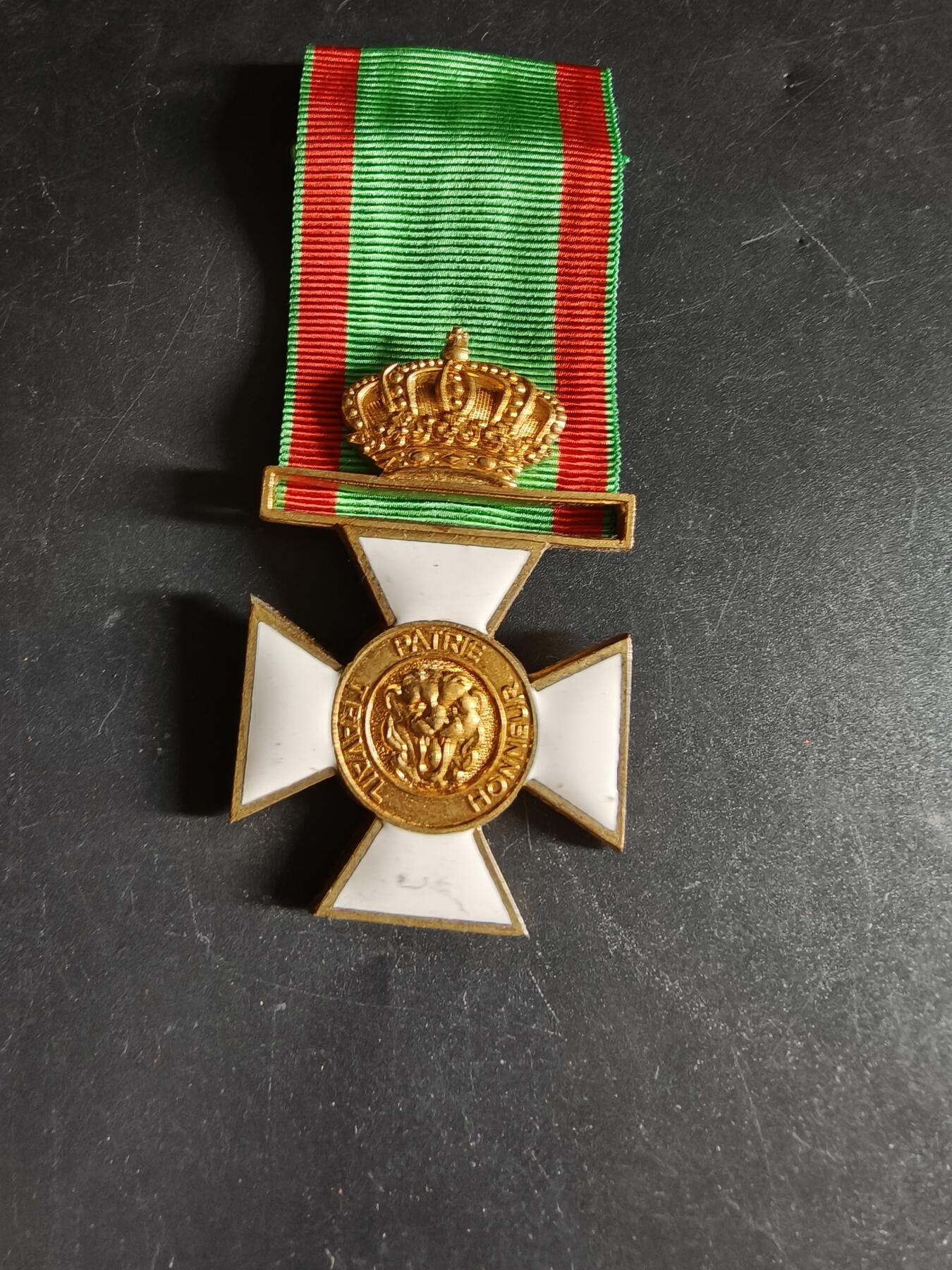 老王徽章第171期 比利时工作荣誉十字纪念章