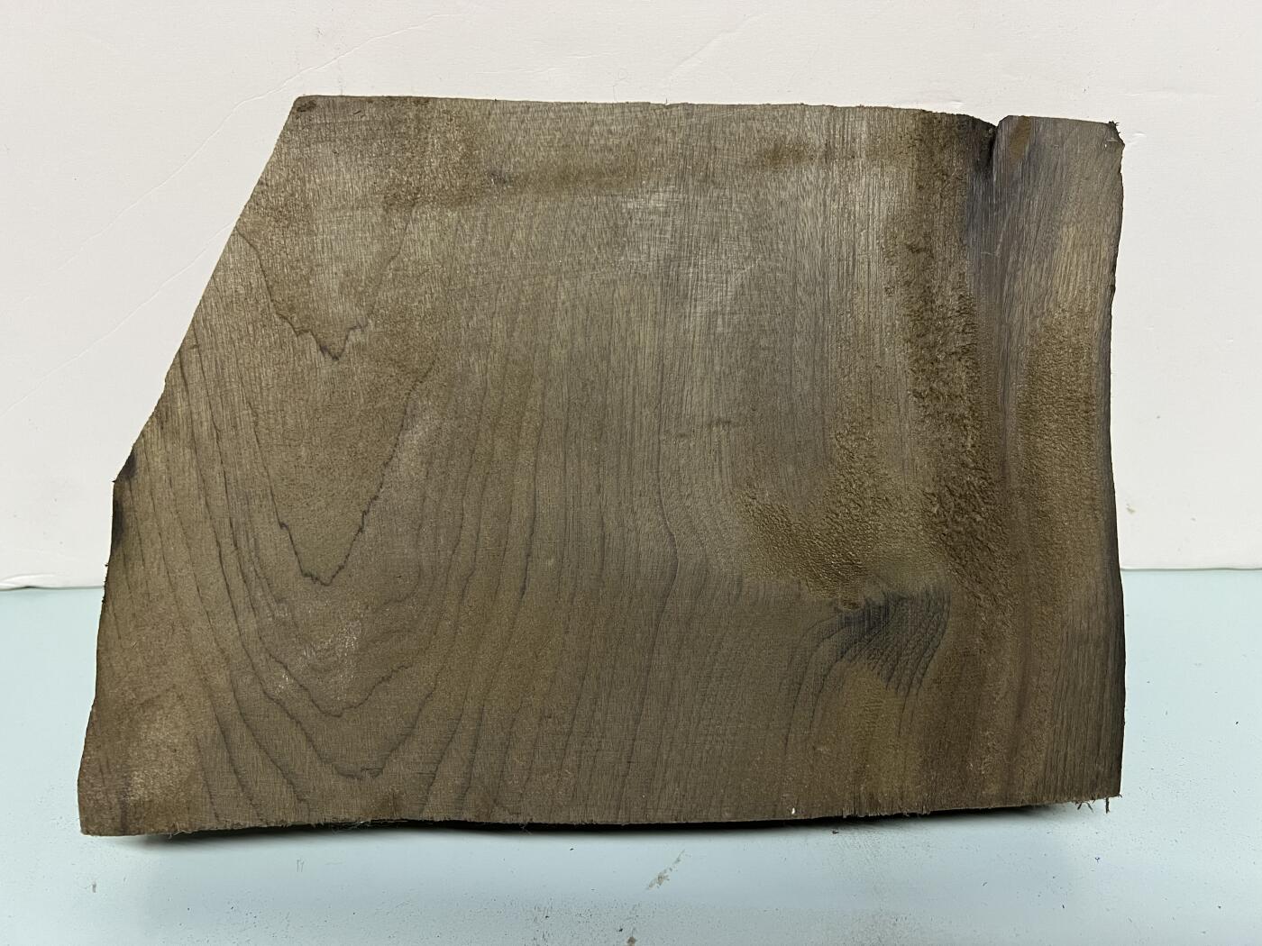 零元拍：1220-4 金丝楠 牌子料   满金丝 果香满满 尺寸：18.5/26/厚4.5/CM。