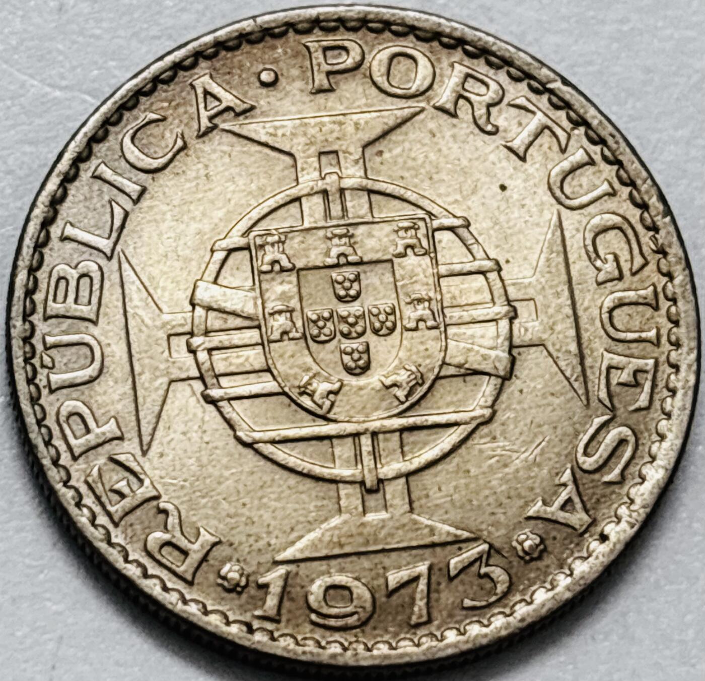 文馨钱币收藏第 286 场，圣诞节专场【 长期接收代拍品低至 0 佣金】 美品 1973 年澳门伍毫，第二版本关门年只发行两年时间