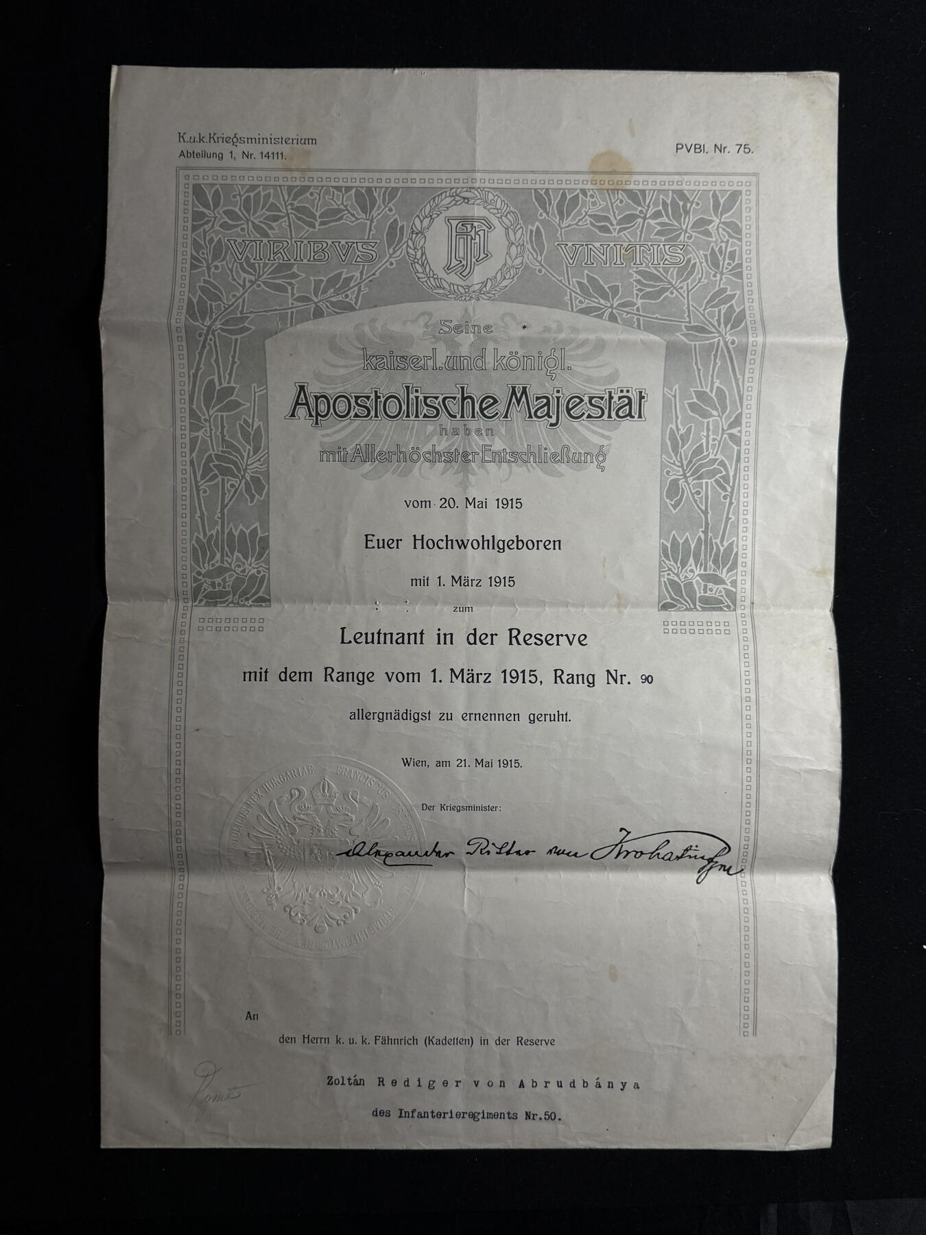 欢庆元旦！戎马世界章牌大赏第109期元旦大拍 奥匈帝国奥匈帝国贵族的中尉任命，得主为第50步兵团的佐尔坦·雷迪格·冯·阿布鲁德巴尼亚，得主家族来自波兰