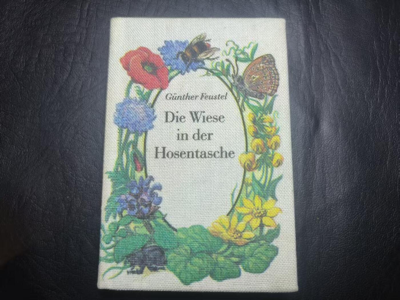 罗岚⭐爱藏⭐甄选专拍第二场-分享拍场赚佣（实体店在建中···） 民主德国《口袋里的草地》--青年世界出版社