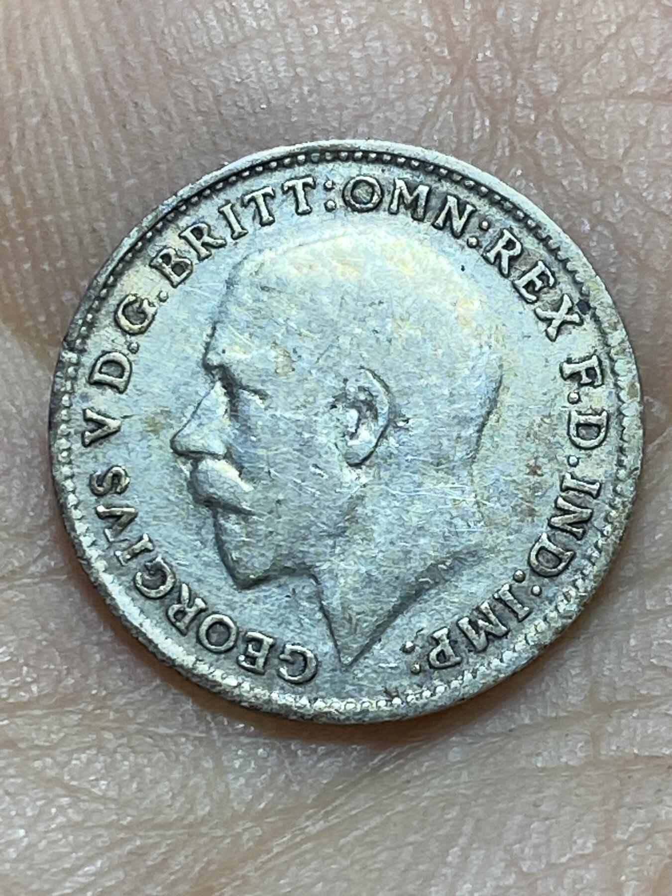 2025年第一百四十五场(总第一百七十一场）高品质英国一线回流散币年末特拍场第二场(免佣金) 英国🇬🇧1917年3便士银币(乔治五世第一版，925高银)