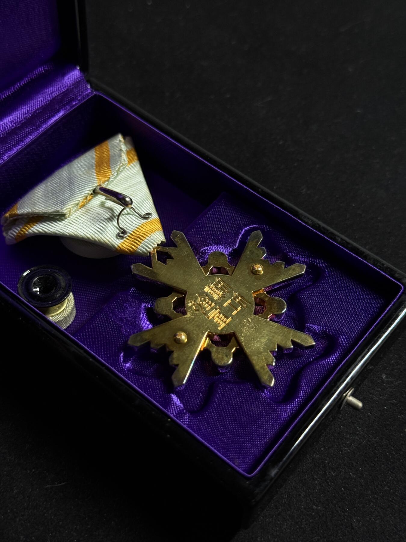 欢庆元旦！戎马世界章牌大赏第109期元旦大拍