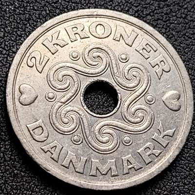 泉币菌-第152场-精品福利场 - 爱心币 丹麦2克朗圆孔铜镍硬币 24.5毫米5.9克