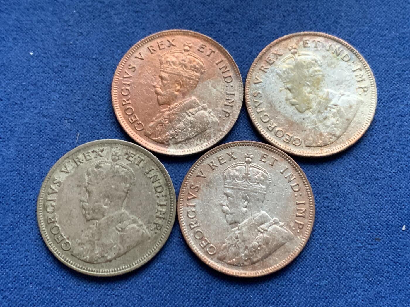 《竞宝斋》第450场 周日，周一，周二  3场连拍 （全场包邮，欢迎送拍） 四枚一组 英属东非1922/1924年1先令银币 低银版