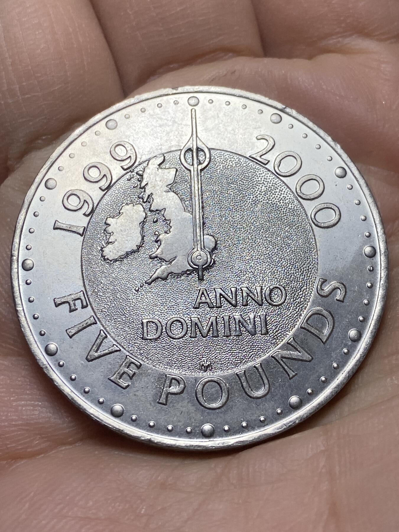 2025年第一百四十五场(总第一百七十一场）高品质英国一线回流散币年末特拍场第二场(免佣金) 英国🇬🇧1999年5英镑(千禧年纪念币，首发年仅发行2年)