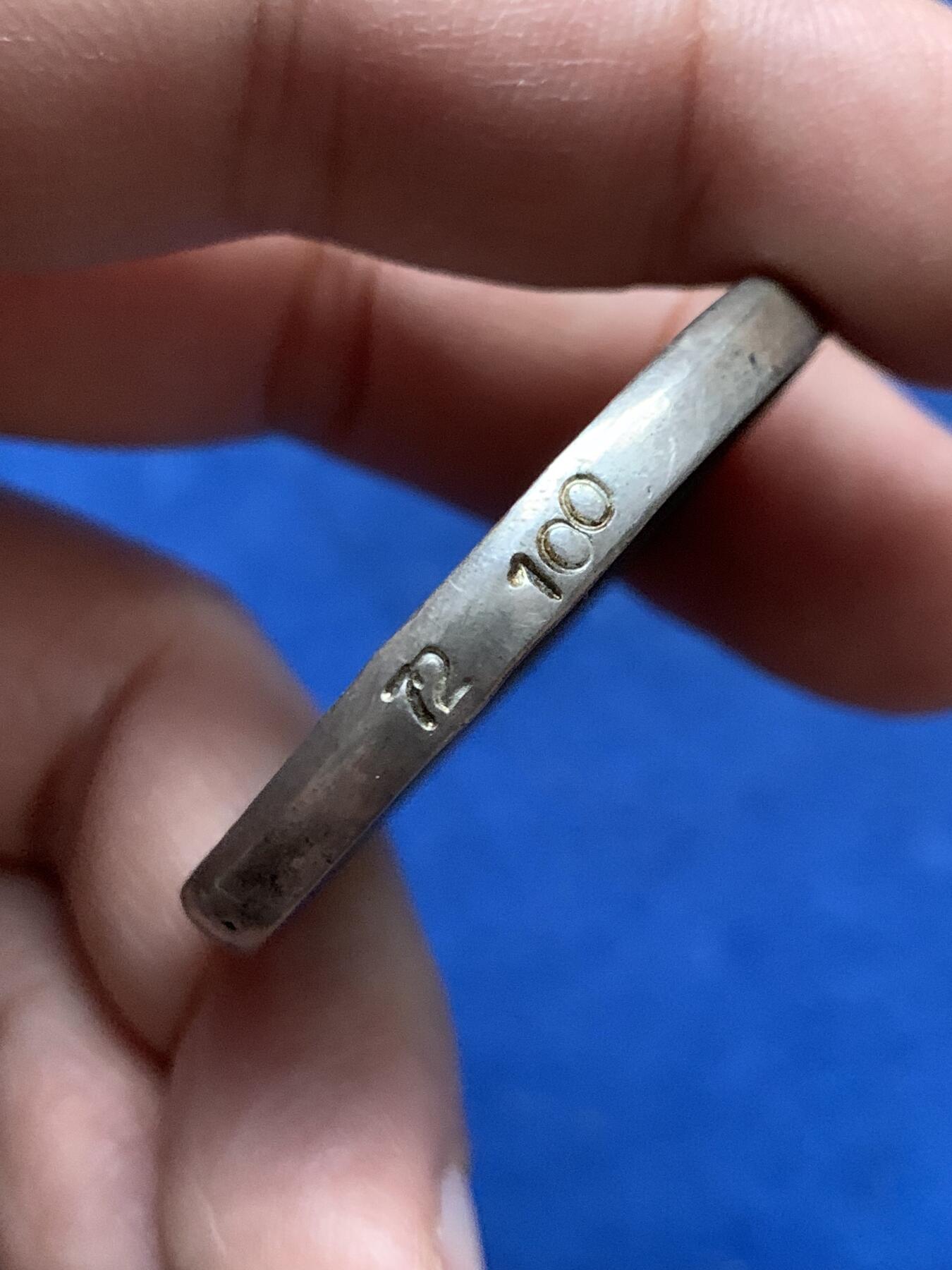 《竞宝斋》第450场 周日，周一，周二  3场连拍 （全场包邮，欢迎送拍） 1987年意大利乌迪内海军纪念碑银章 31.15克 40.6mm