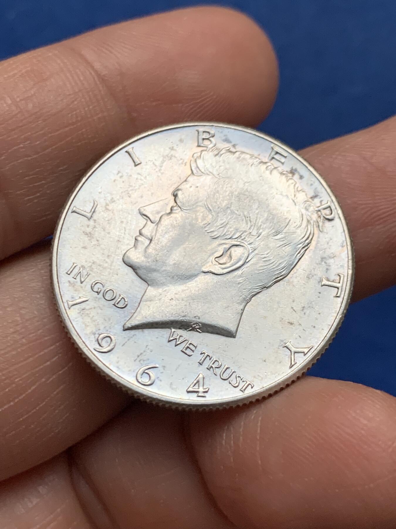 《竞宝斋》第450场 周日，周一，周二  3场连拍 （全场包邮，欢迎送拍） 美国 1964年 肯尼迪半美元银币 原光品相 900高银版