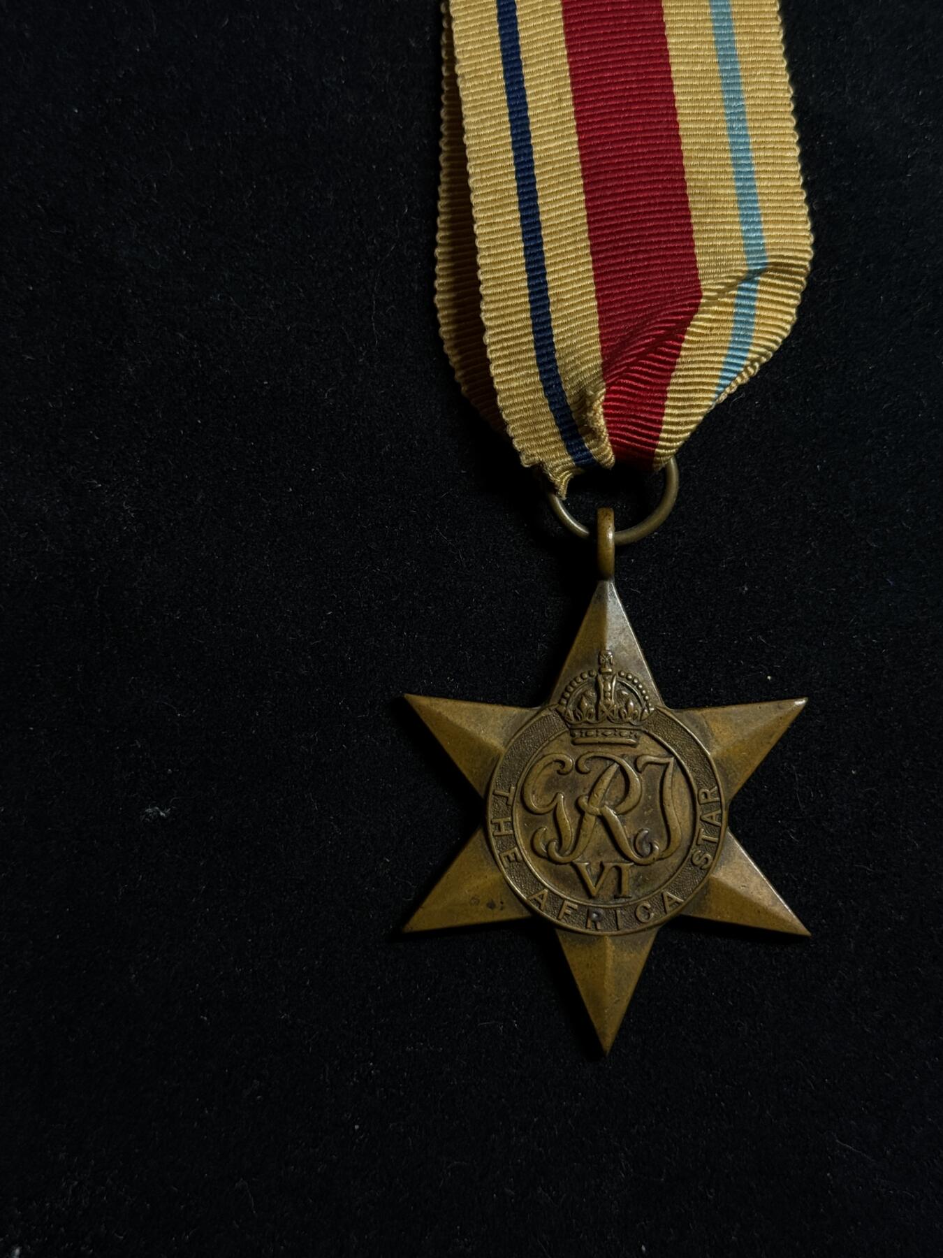 欢庆元旦！戎马世界章牌大赏第109期元旦大拍 英国二战非洲之星奖章