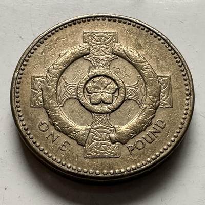 🌹外币初藏🌹🐯2025年第144场  每周二四六晚8️⃣点 接代拍 - 英国2001年一英镑