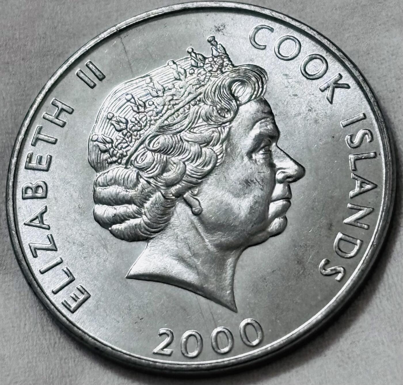 文馨钱币收藏第 286 场，圣诞节专场【 长期接收代拍品低至 0 佣金】 原光品相 2000 年库克 5 分 FAO 纪念币，独年份