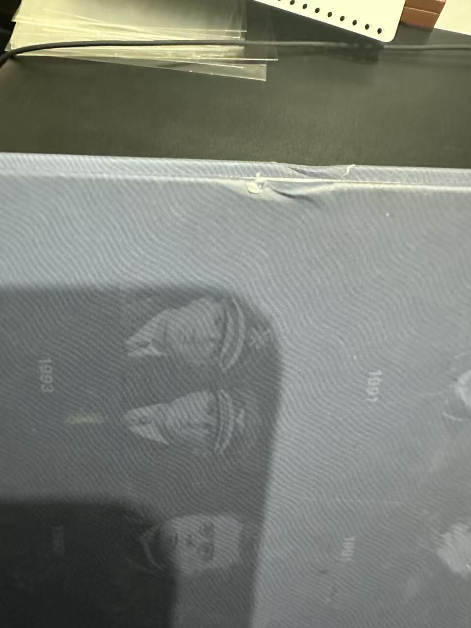 《外钞收藏家》第五百九十六期（精品大拍场）（本平台长期征集拍品、欢迎藏友们联系合作） 拉脱维亚纸币目录书一本 印刷精美 里面都是实钞扫描图 除边角有些磕碰  接近全新 