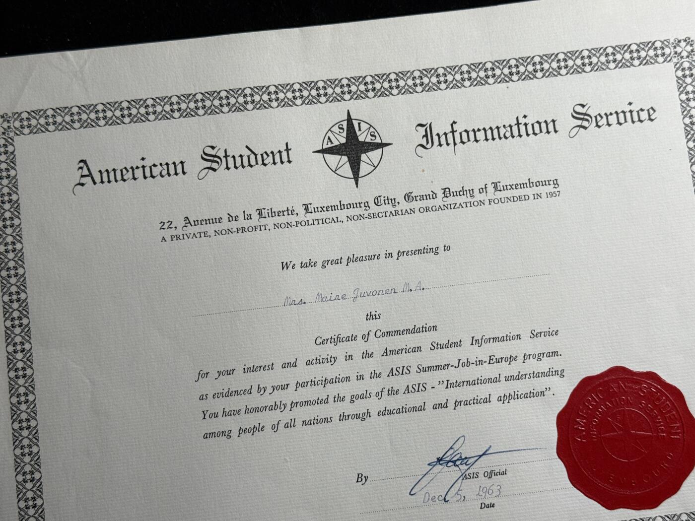 欢庆元旦！戎马世界章牌大赏第109期元旦大拍 芬兰骑士一级雄狮勋章，银制镀金 带证，授予女性教师 得主战时任准军事辅助人员（lotta)，带部分履历