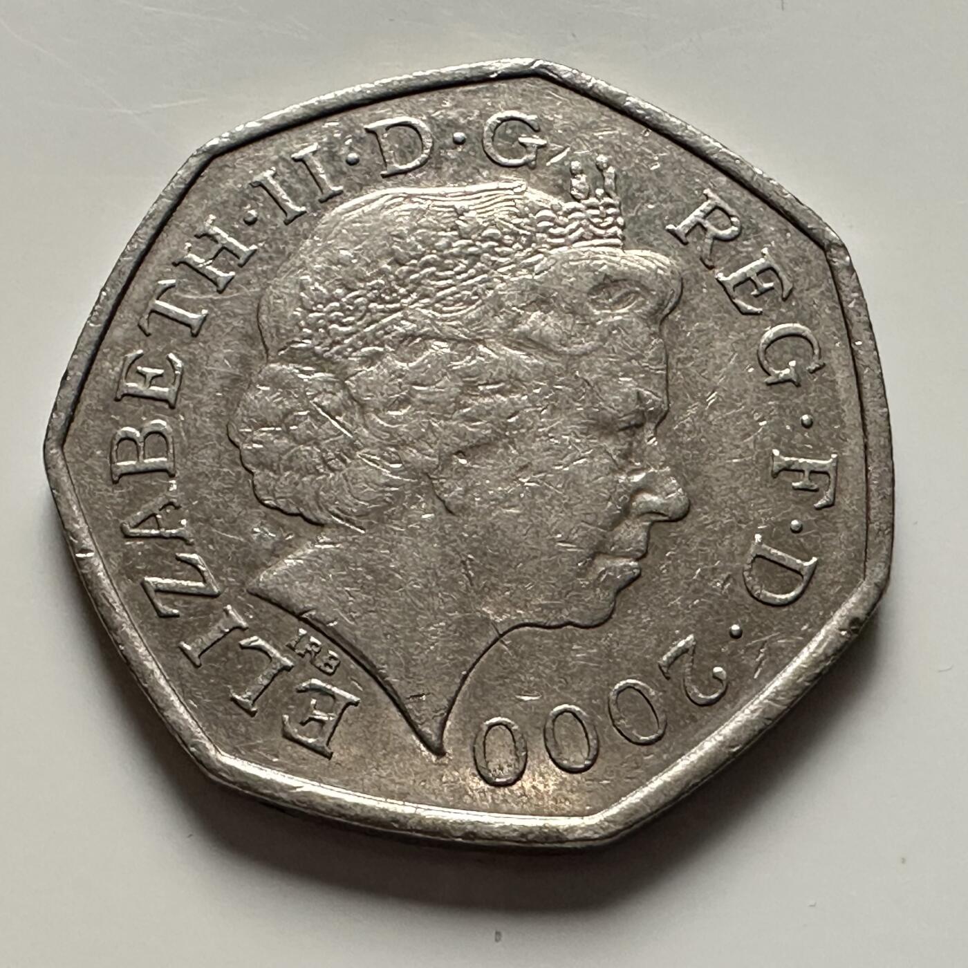 🌹外币初藏🌹🐯2025年第144场  每周二四六晚8️⃣点 接代拍 英国2000年50便士 纪念币 a