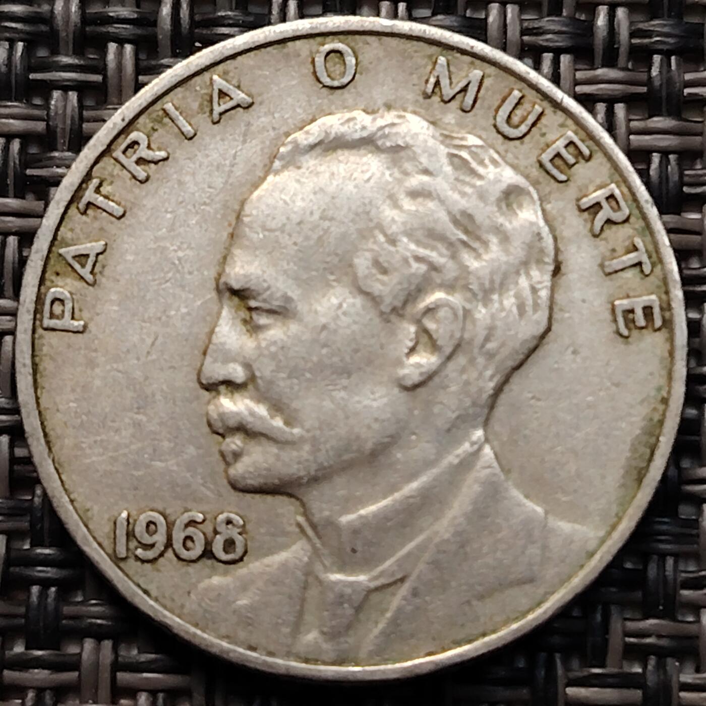 布加迪🐬～世界钱币(上海)🌾第 276 期 /  各国套币和散币