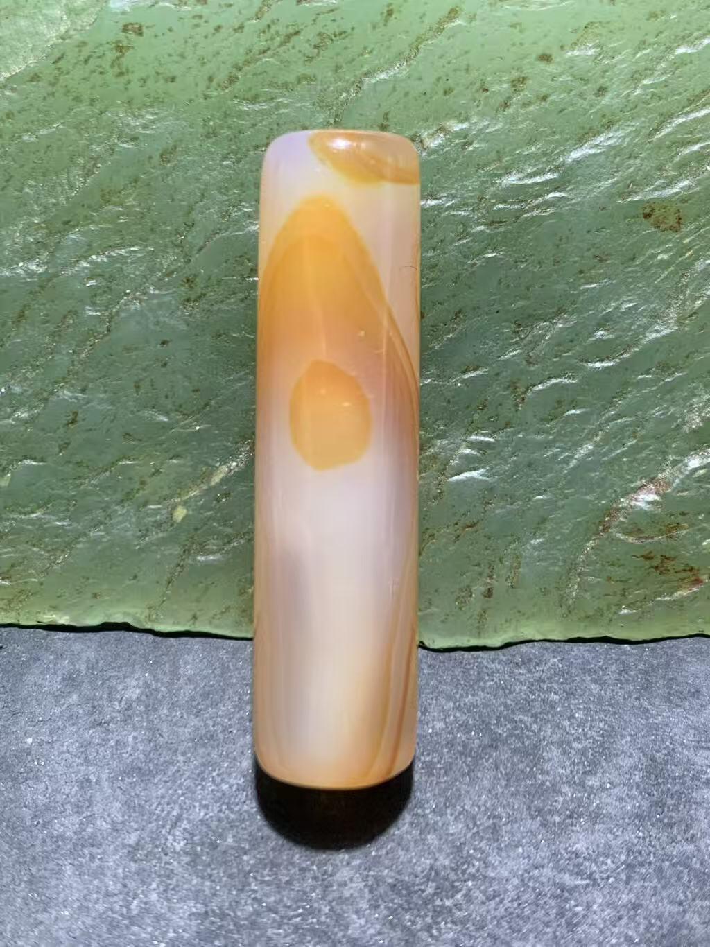 精美双天眼纹缠丝玛瑙随形直桶，桶珠一个，